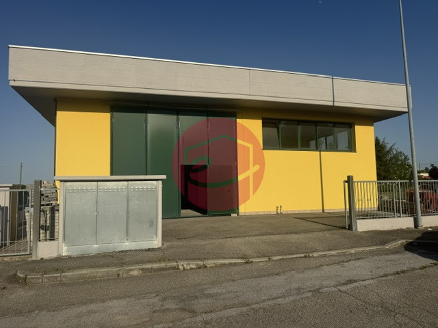 Longiano - Capannone