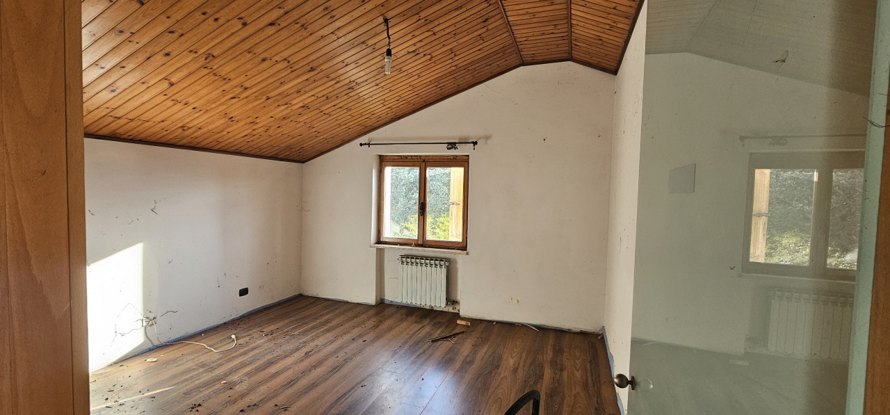 Porzione di Bifamiliare con tanto terreno agricolo in vendita a Roncà — foto 11