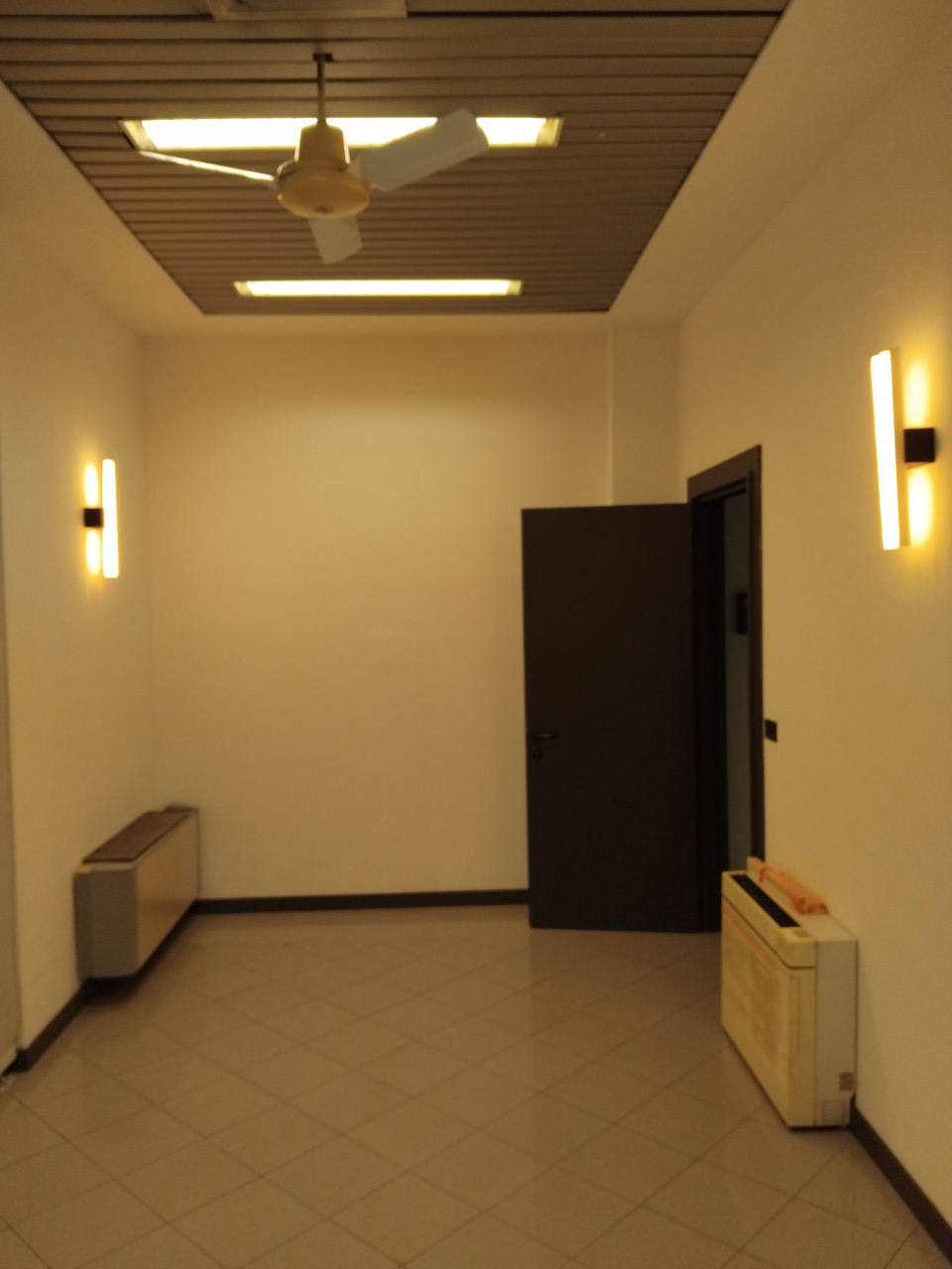 Negozio con magazzino fronte parcheggio soave center in affitto a San Bonifacio — foto 7