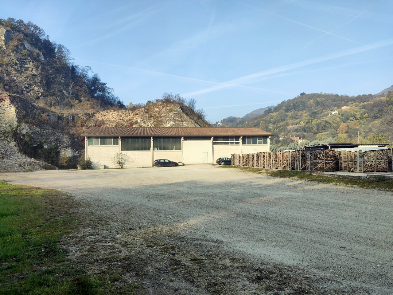 Teolo – Capannone