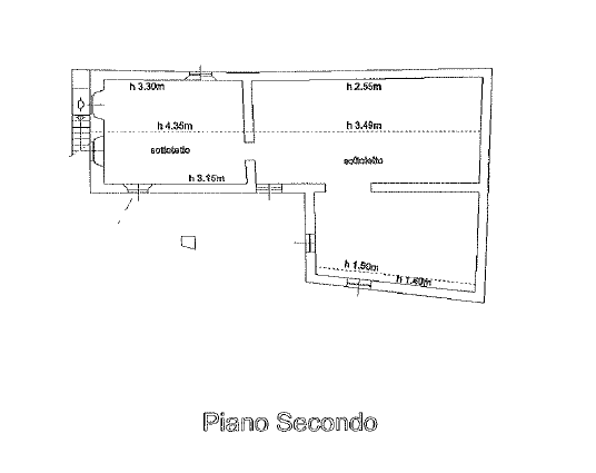 IN BEN TENUTA CORTE AMPIO APPARTAMENTO CON TERRAZZO E POSSIBILITA' 2 POSTI AUTO