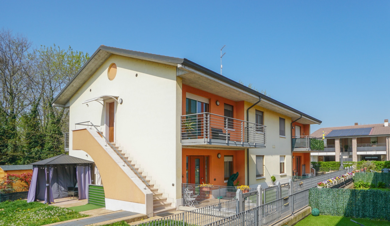 Appartamento con giardino privato e doppio garage ad Arcole in vendita a Arcole — foto 3