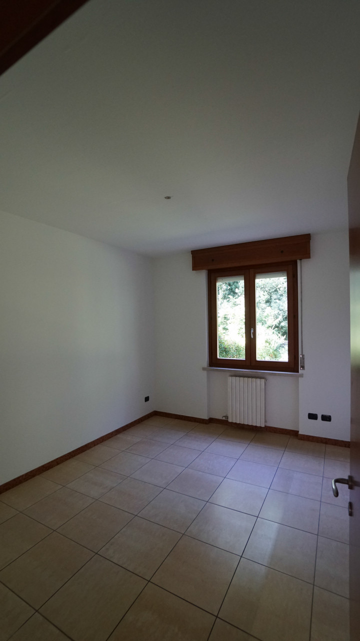 Appartamento con giardino privato e doppio garage ad Arcole in vendita a Arcole — foto 8