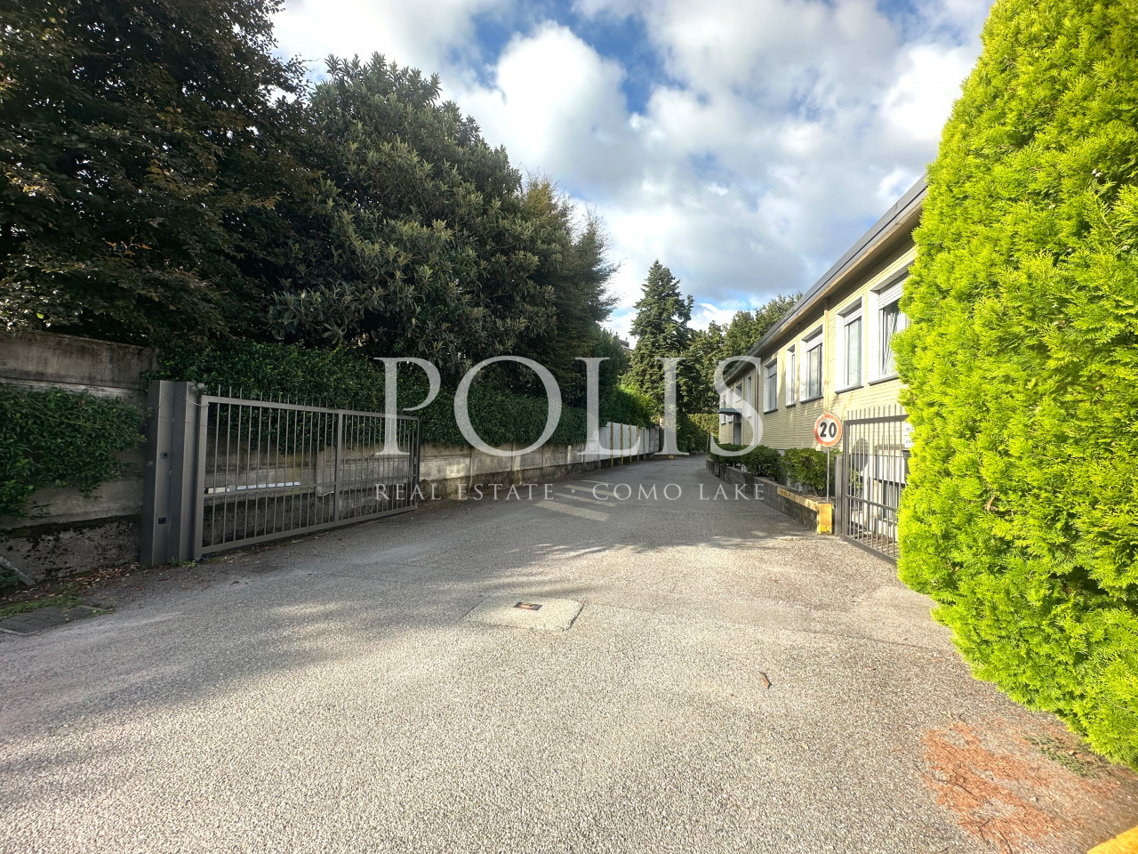 IMMOBILE CON DESTINAZIONE PRODUTTIVA IN ZONA STRATEGICA