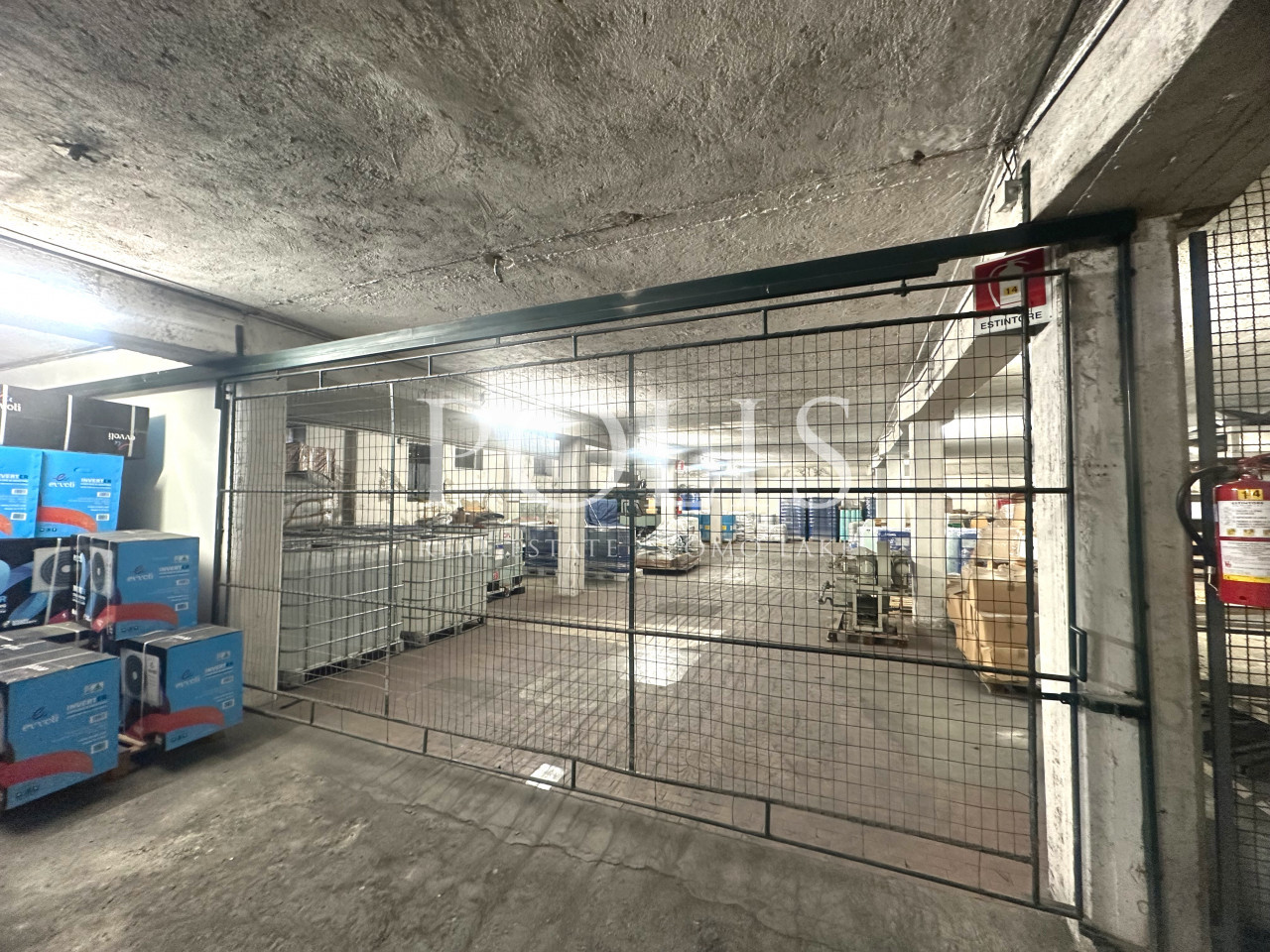 IMMOBILE CON DESTINAZIONE PRODUTTIVA IN ZONA STRATEGICA