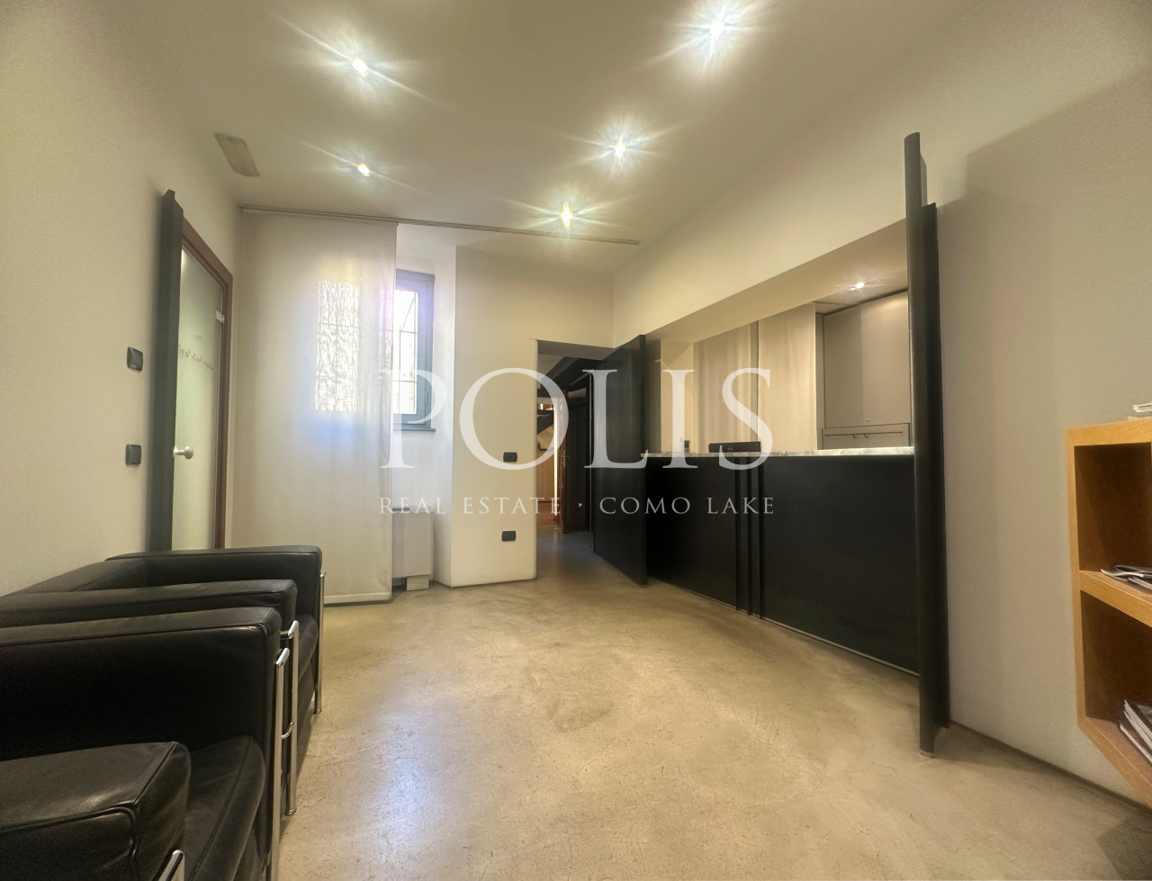 ELEGANTE UFFICIO DI RAPPRESENTANZA IN LOCATION DI PRESTIGIO