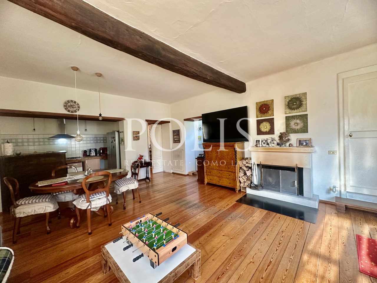 ELEGANTE PALAZZO D'EPOCA CON SPLENDIDO TERRAZZO E GRANDE AUTORIMESSA