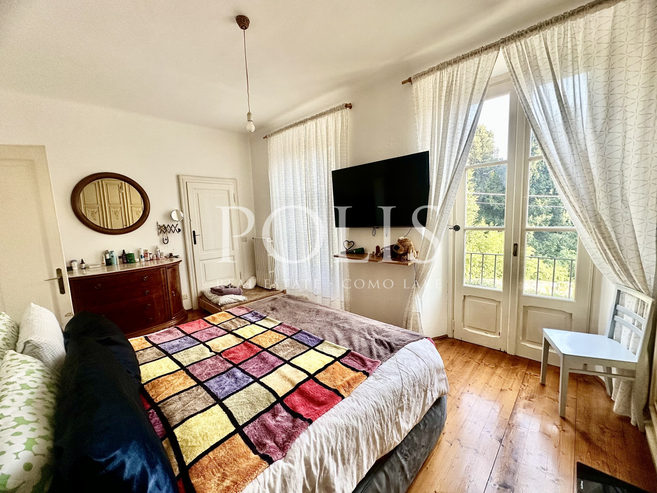 ELEGANTE PALAZZO D'EPOCA CON SPLENDIDO TERRAZZO E GRANDE AUTORIMESSA