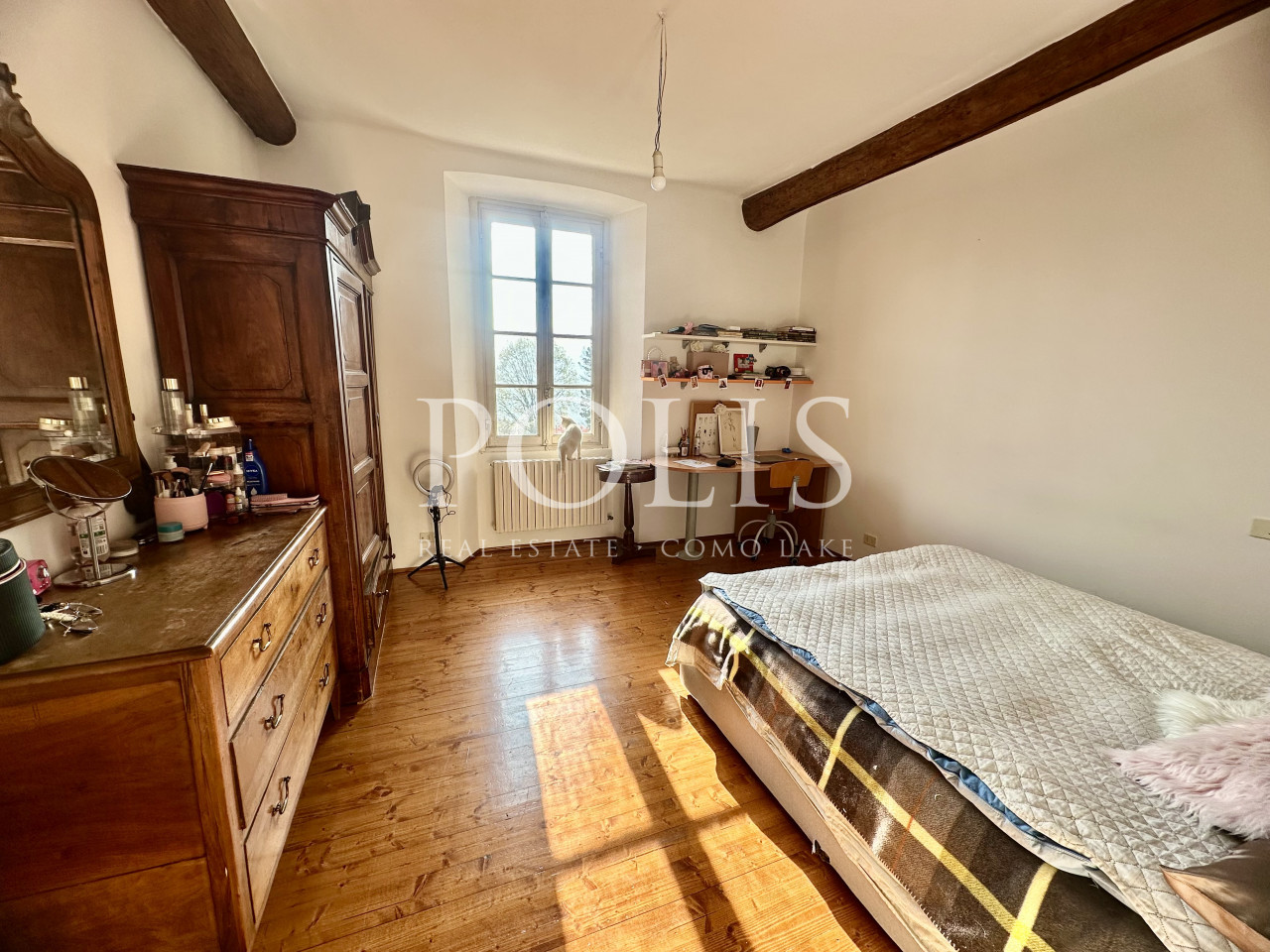 ELEGANTE PALAZZO D'EPOCA CON SPLENDIDO TERRAZZO E GRANDE AUTORIMESSA