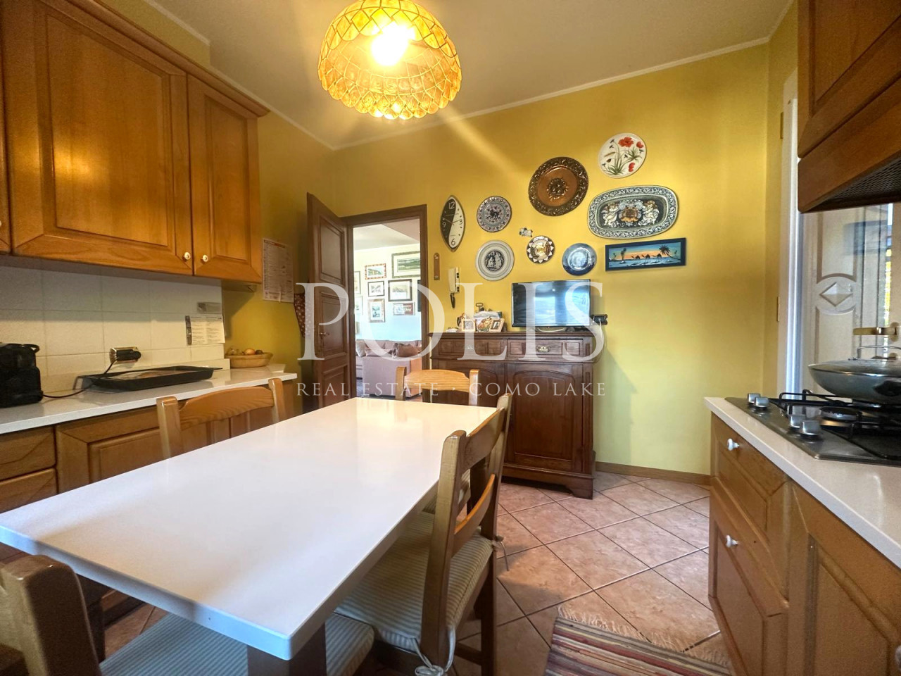 AMPIA VILLA CON SPLENDIDA VISTA DEL LAGO