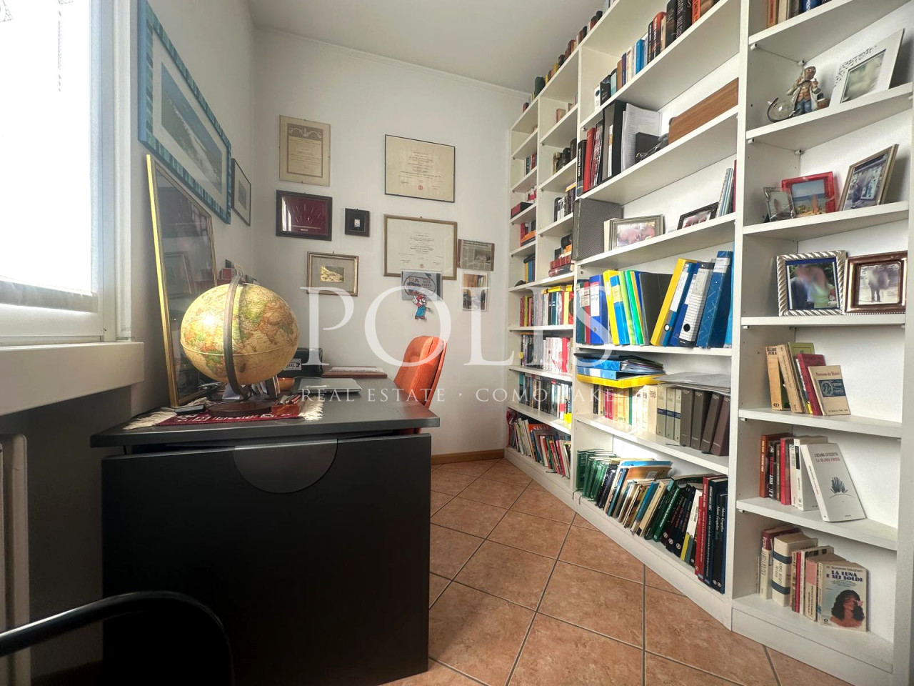 AMPIA VILLA CON SPLENDIDA VISTA DEL LAGO