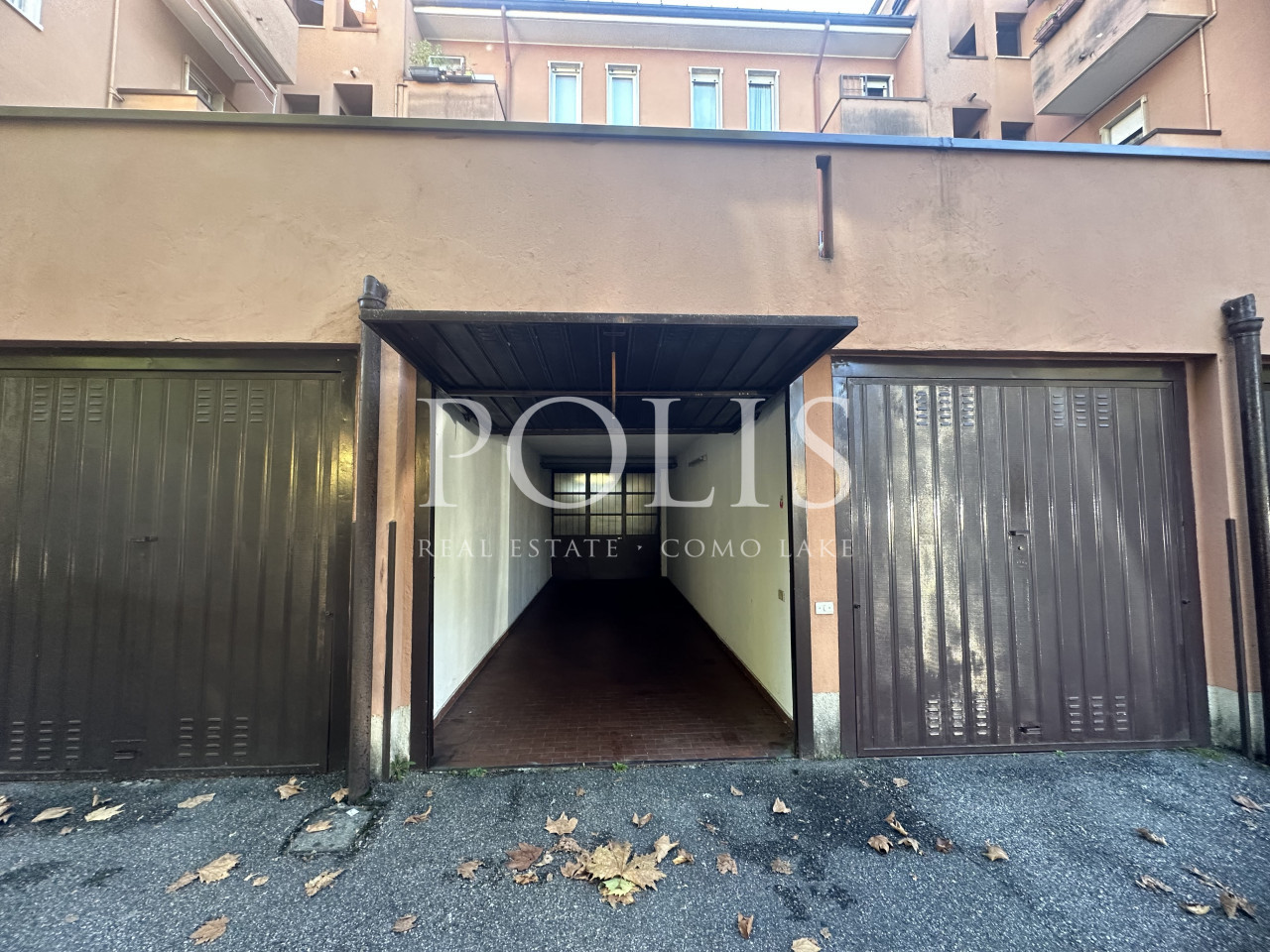 UFFICIO CON AMPIO LOCALE ARCHIVIO BOX DOPPIO E SEI POSTI AUTO