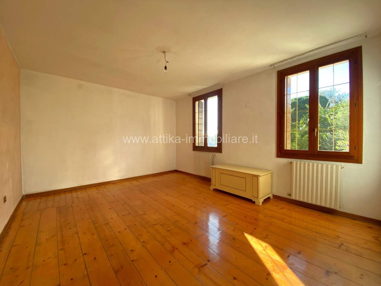 Bifamiliare in Vendita a Este