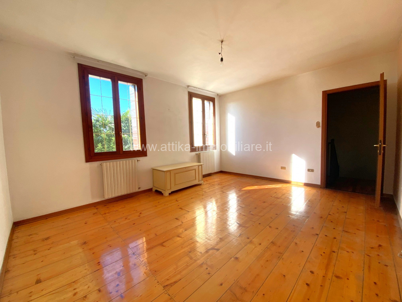 Bifamiliare in Vendita a Este