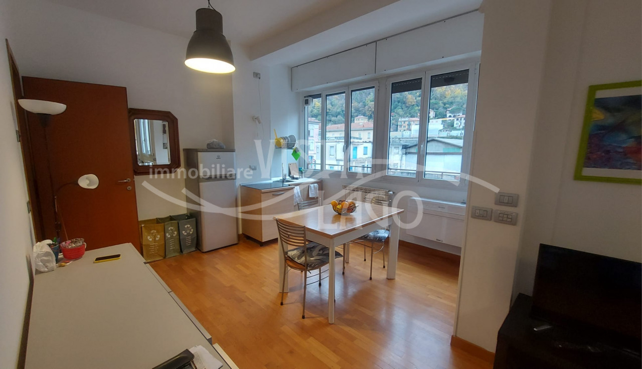 MONOLOCALE RISTRUTTURATO E ARREDATO IN VIALE INNOCENZO