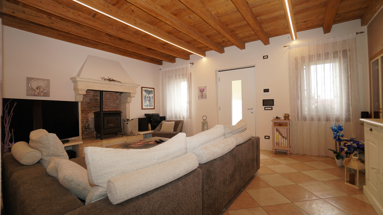 Casa a schiera d'angolo - Terrassa RONCA' in vendita a Roncà — foto 4