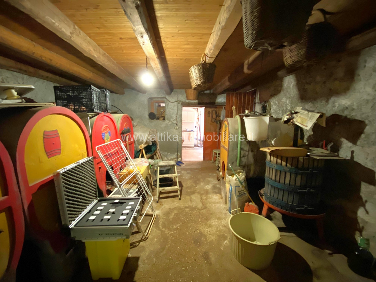 Rustico in Vendita a Cinto Euganeo