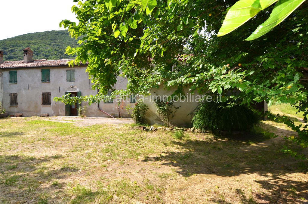 Rustico in Vendita a Cinto Euganeo