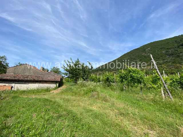 Rustico in Vendita a Cinto Euganeo