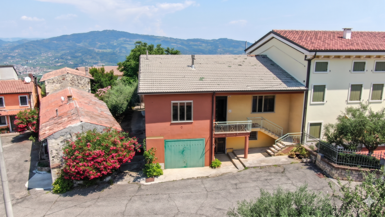 villa in vendita a Soave in vendita a Soave — foto 1