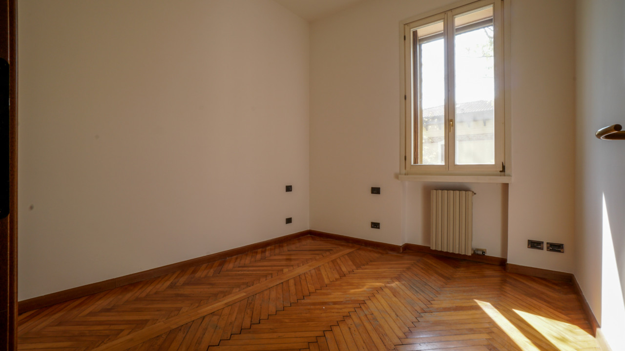 Appartamento con due posti auto coperti - zona San Zeno / porta palio in vendita a Verona — foto 10