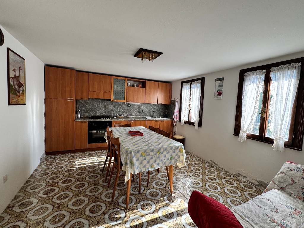 Bifamiliare in Vendita a Borgo Veneto