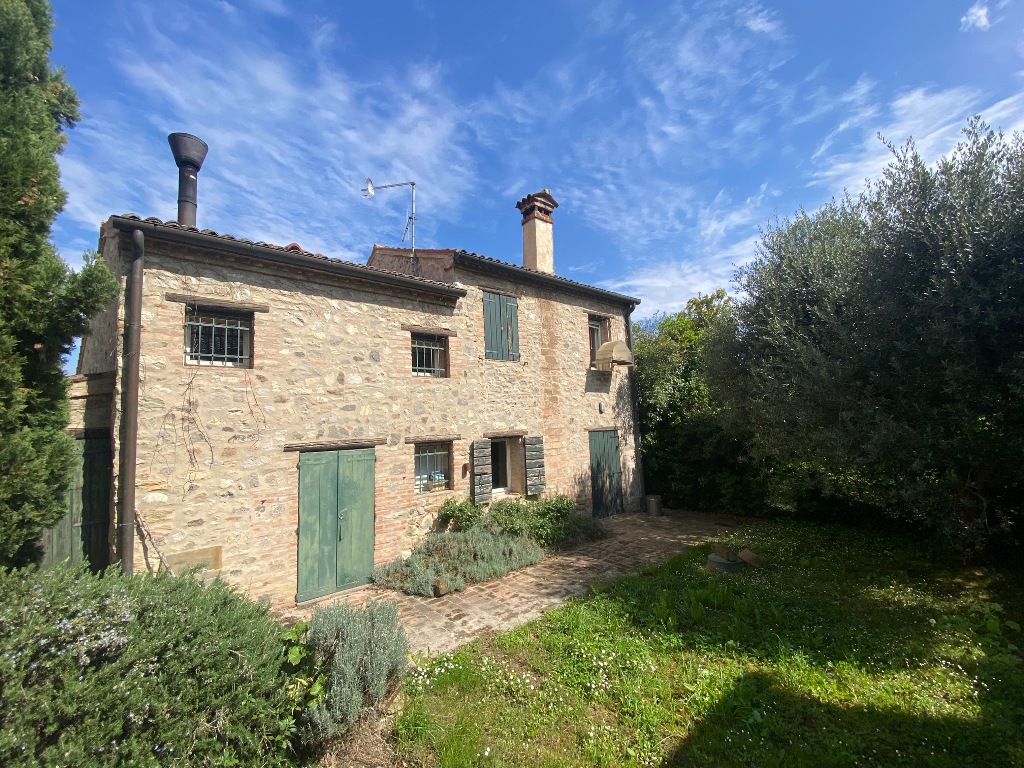 Rustico in Vendita a Baone