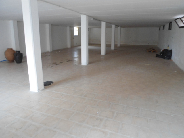 locale laboratorio magazzino con piazzale in vendita a San Bonifacio — foto 1