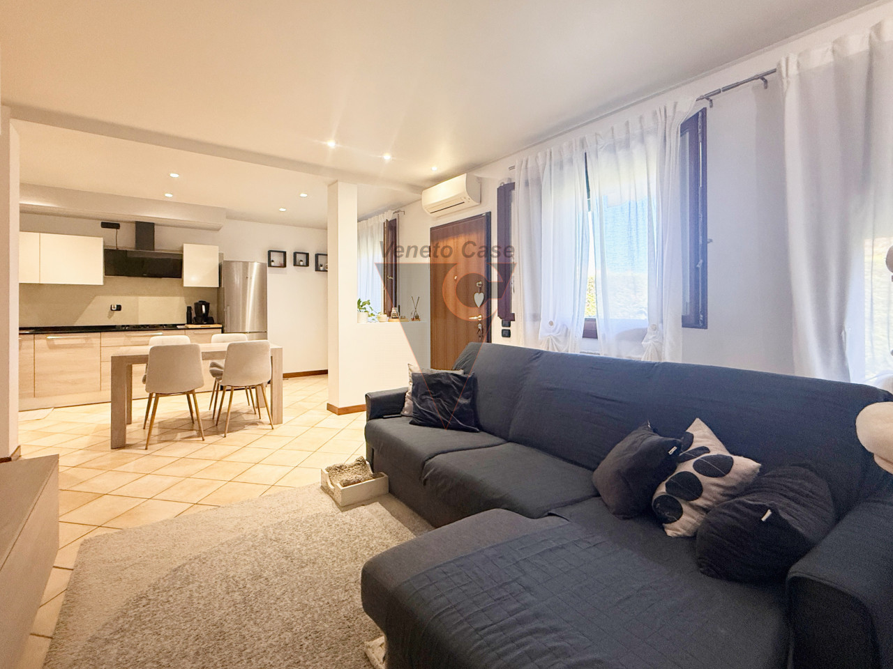 Campagna lupia - casa a schiera con 3 camere e grande taverna di 50 mq – Campagna Lupia – foto 1