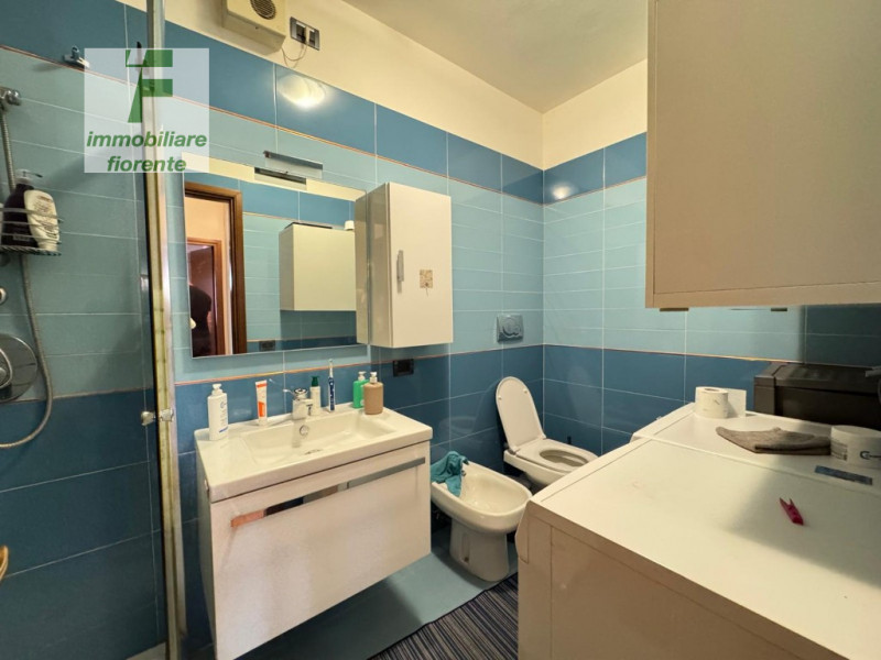 In quartiere residenziale, palazzina di 12 unità dotata di ascensore bell'appartamento al 1° pian...