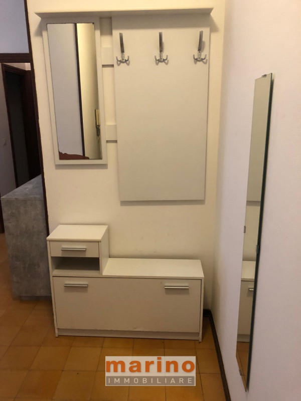 FACCIOLATI/PONTECORVO Ampio midi-appartamento arredato, composto da ingresso, soggiorno con angol...