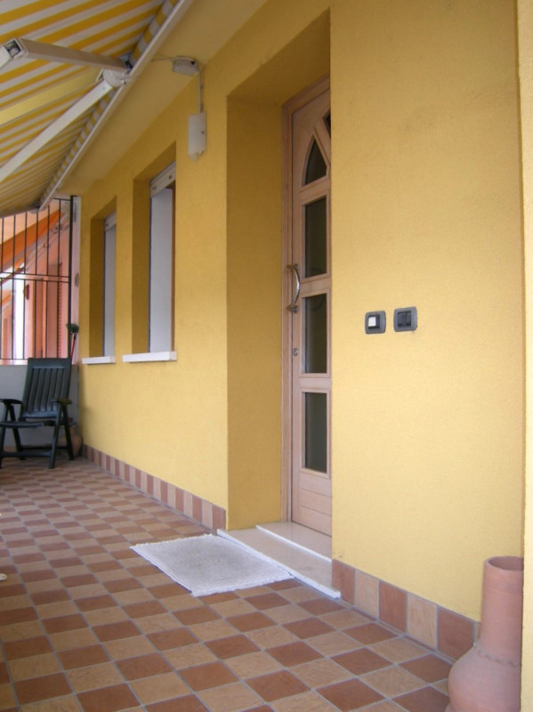 CAMPIGLIA dei BERICI: In posizione comoda al centro paese e alla S.s. Riviera Berica, proponiamo ...