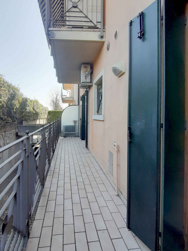 PONZANO VENETO fraz.Paderno, Via Dei Fanti, affittasi a persone referenziate con redditi document...