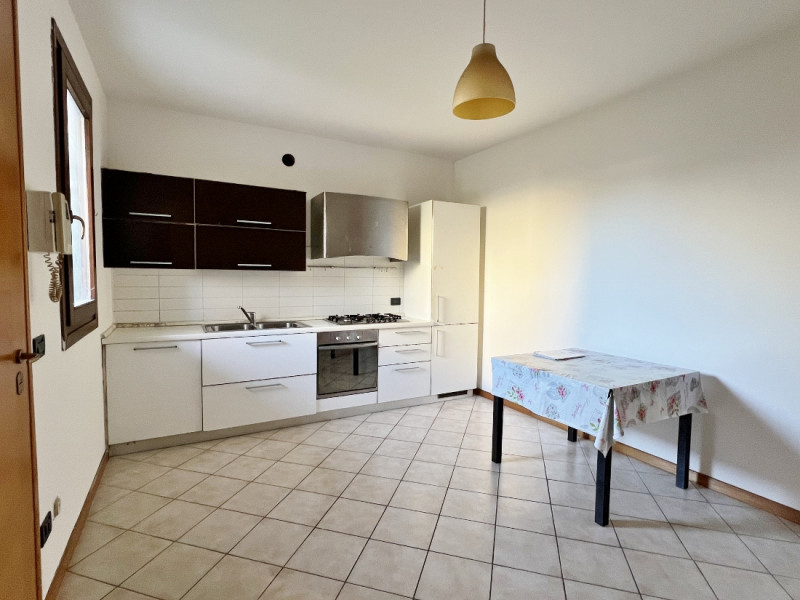 IN VENDITA A CAVAZZALE: MINI APPARTAMENTO PARZIALMENTE ARREDATO, CON GIARDINO PRIVATO E INGRESSO ...