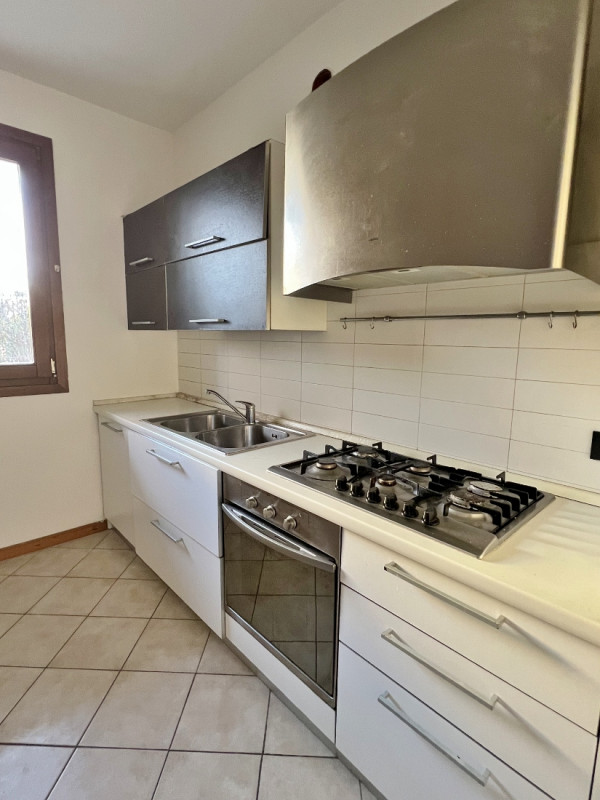 IN VENDITA A CAVAZZALE: MINI APPARTAMENTO PARZIALMENTE ARREDATO, CON GIARDINO PRIVATO E INGRESSO ...