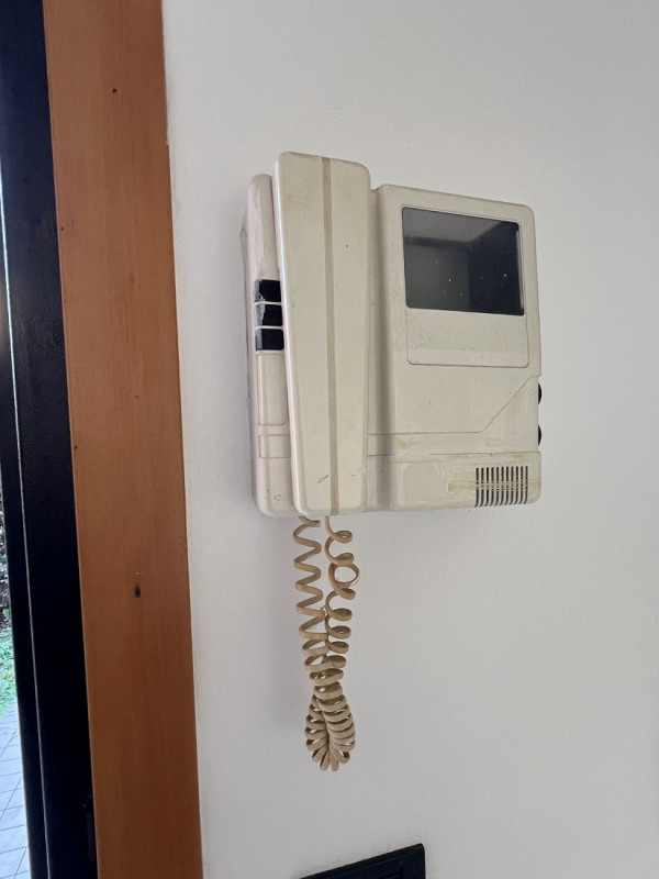 IN VENDITA A CAVAZZALE: MINI APPARTAMENTO PARZIALMENTE ARREDATO, CON GIARDINO PRIVATO E INGRESSO ...