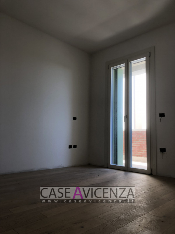 GRISIGNANO DI ZOCCO - CLASSE ENERGETICA A3 - Proponiamo in centro paese, ULTIMA ESCLUSIVA PORZION...