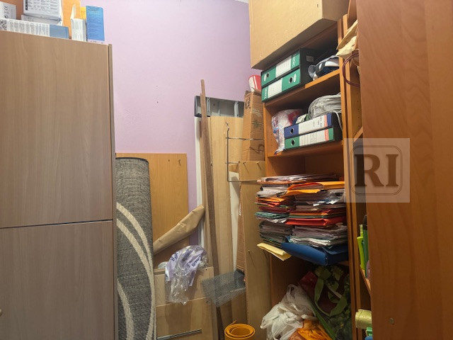 @LIMENA - centralissimo appartamento arredato composto da ingresso soggiorno cottura, due camere,...