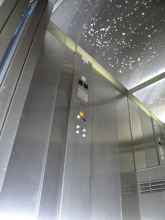 Ufficio in elegante fabbricato di alta rappresentanza con finiture di alta qualità esclusivamente...