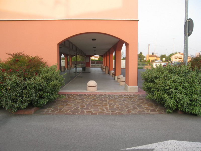 Ufficio in elegante fabbricato di alta rappresentanza con finiture di alta qualità esclusivamente...