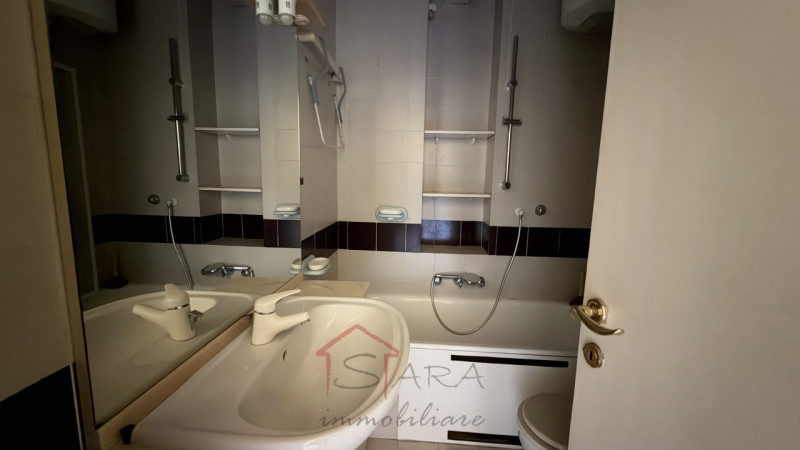 Padova - Zona Largo Europa 

Sara Immobiliare propone in VENDITA appartamento bilocale sito al pi...