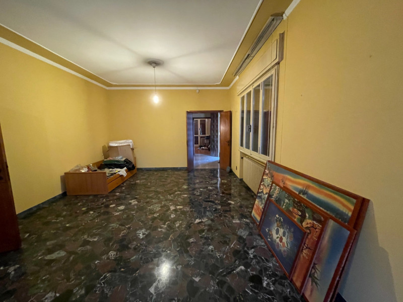 PONTEVIGODARZERE  VILLA 

villa di circa 400 mq nel quartiere residenziale di Pontevigodarzere, c...