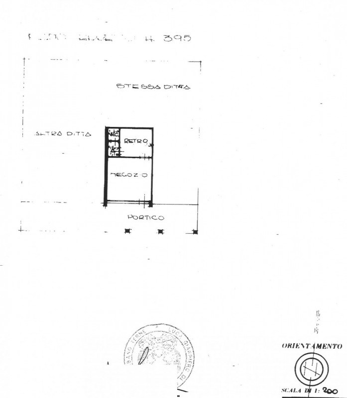Montegrotto Terme, comodo alle principali vie di comunicazione, affittasi negozio mq 65, con maga...