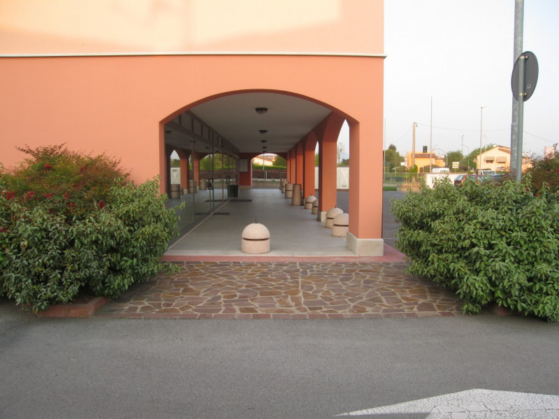 Ufficio di 81 mq netti in elegante fabbricato di alta rappresentanza con finiture di alta qualità...