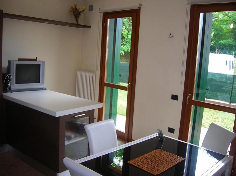 LIMENA - singolare soluzione indipendente strutturata su piu' livelli.
La soluzione gode di un gr...