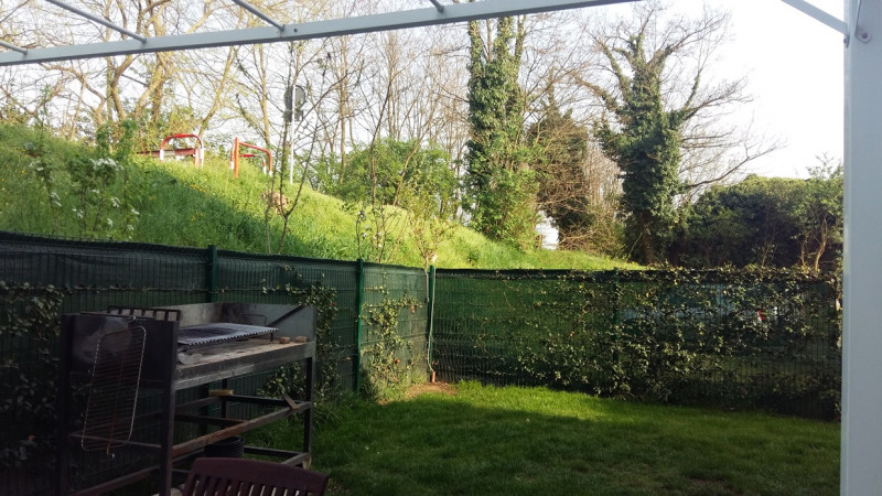 LIMENA - singolare soluzione indipendente strutturata su piu' livelli.
La soluzione gode di un gr...