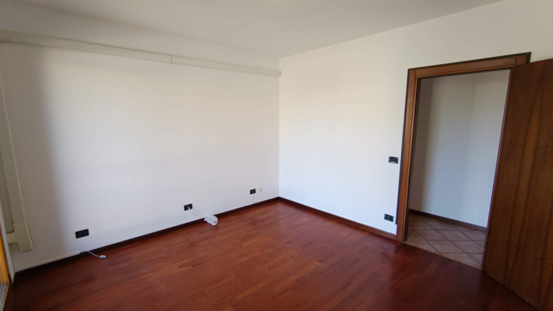 Affitto a Villa del Conte: bell’ appartamento al piano primo (no ascensore, no animali) in elegan...