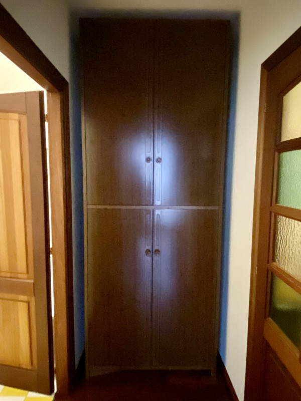 In centro paese, su palazzina di poche unità, spazioso mini appartamento al 1° piano composto da ...