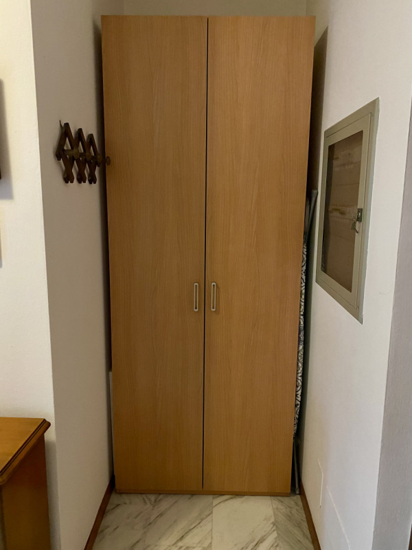 In centro paese, su palazzina di poche unità, spazioso mini appartamento al 1° piano composto da ...