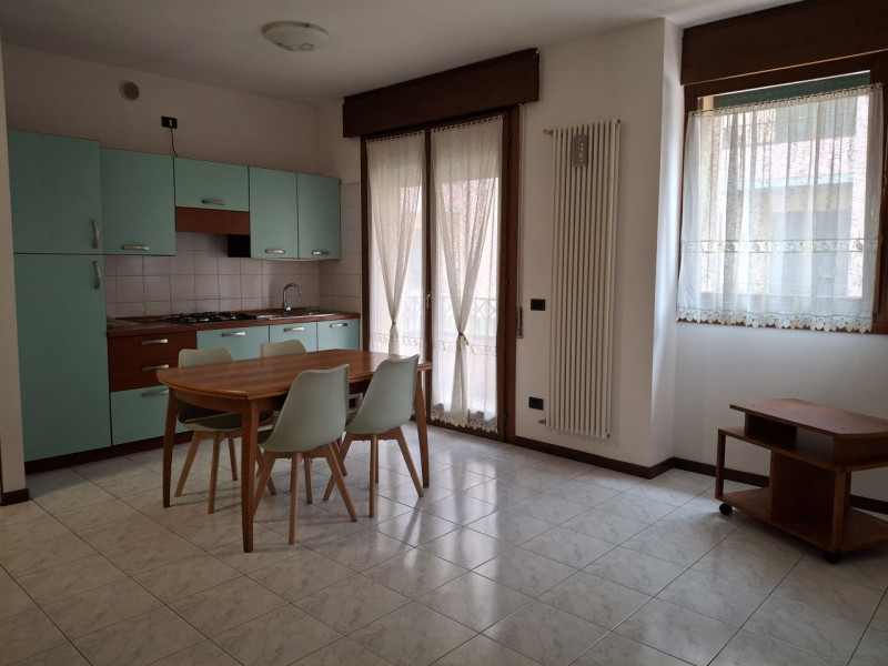 Massanzago: comodo a tutti i servizi disponibile al piano terra mini appartamento. Presenta: sogg...